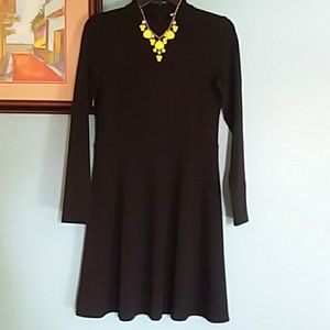⚡FLASH SALE⚡ H&M MOCK NECK BASIC BLACK DRESS